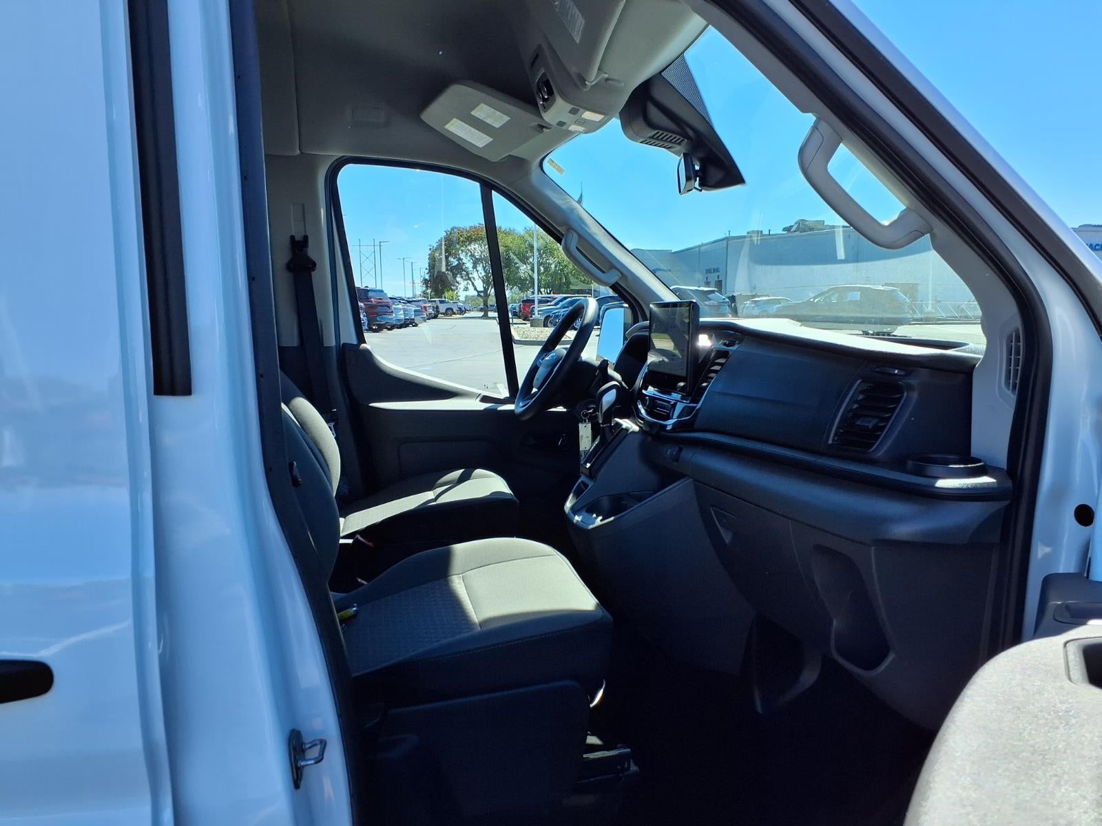 2023 Ford Transit Passenger Wagon XL