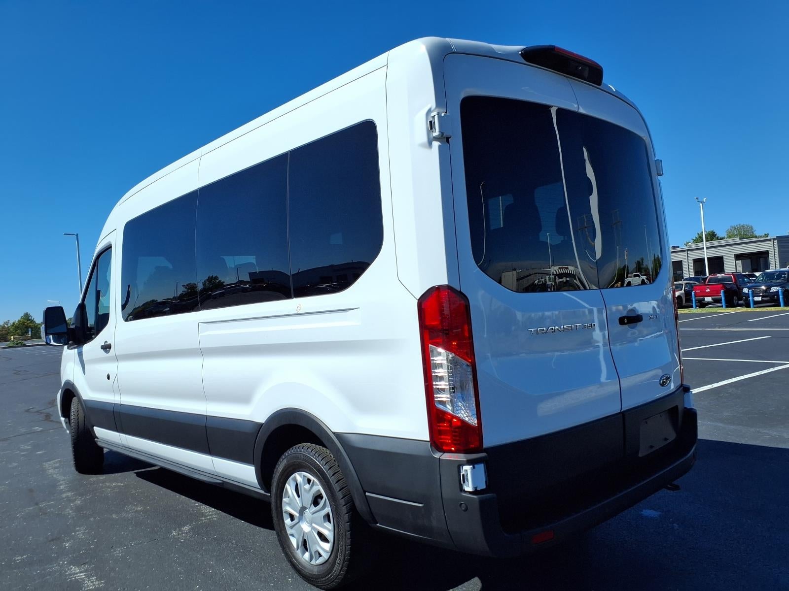 2023 Ford Transit Passenger Wagon XL