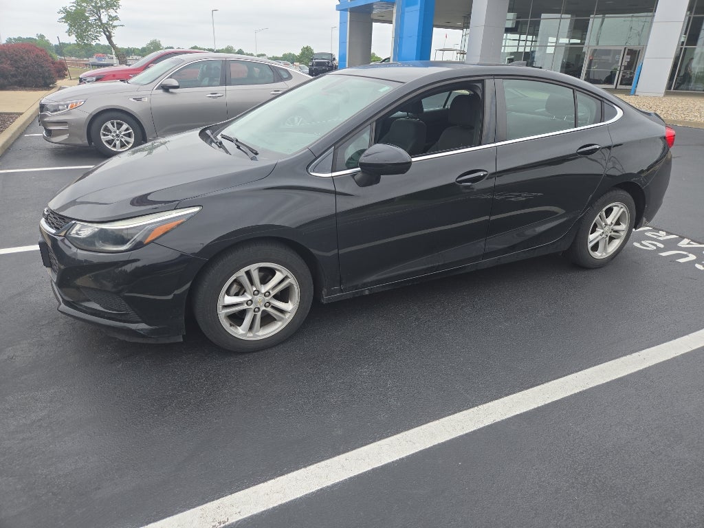 2018 Chevrolet Cruze 1LT Auto's photo