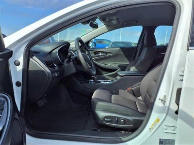 2025 Chevrolet Malibu LT