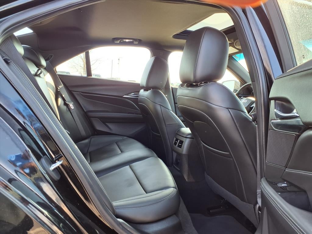 2023 Cadillac CT4 Luxury