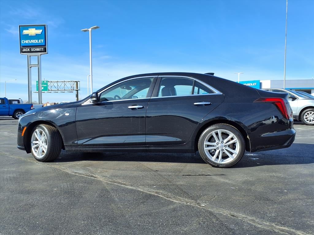 2023 Cadillac CT4 Luxury