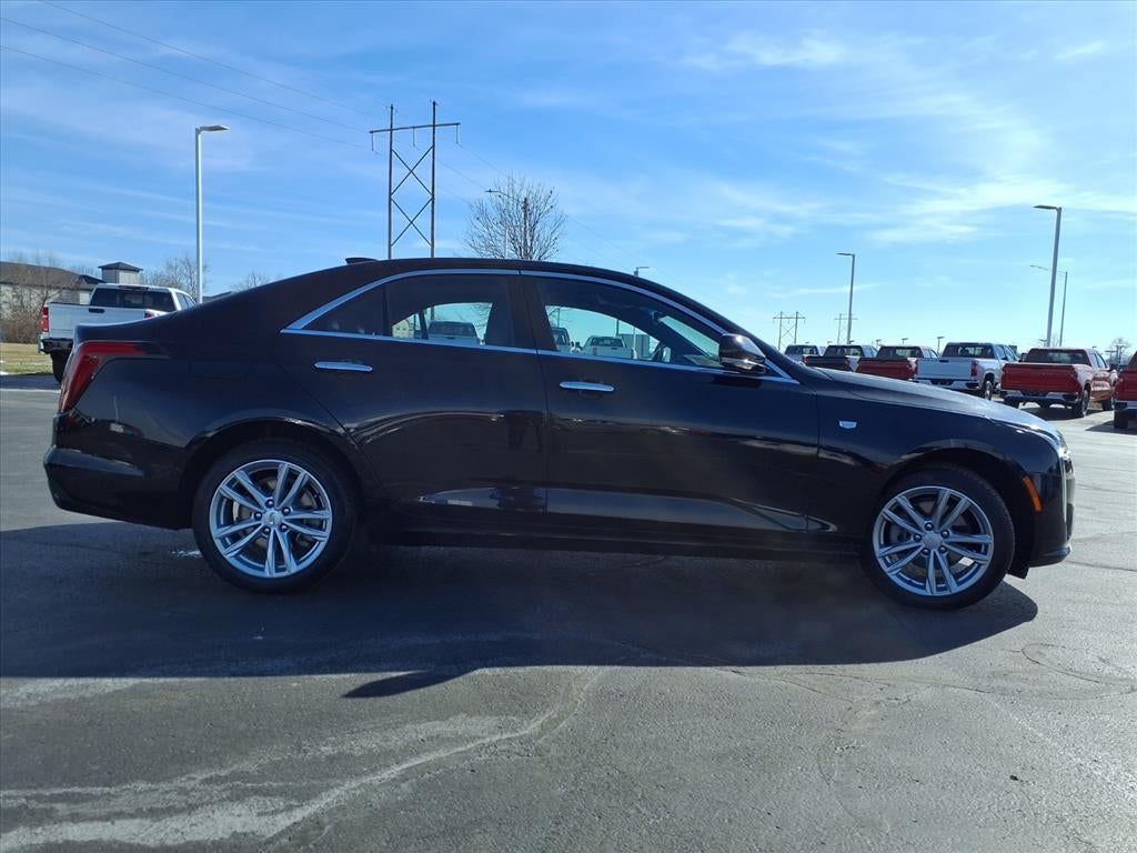 2023 Cadillac CT4 Luxury