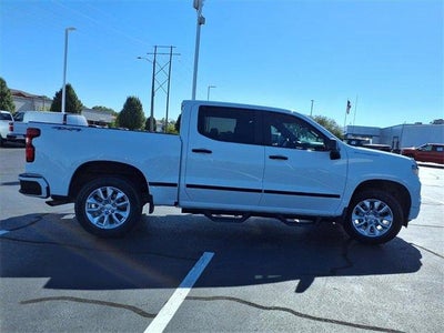 2023 Chevrolet Silverado 1500 Custom