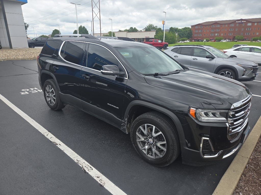 2022 GMC Acadia SLE