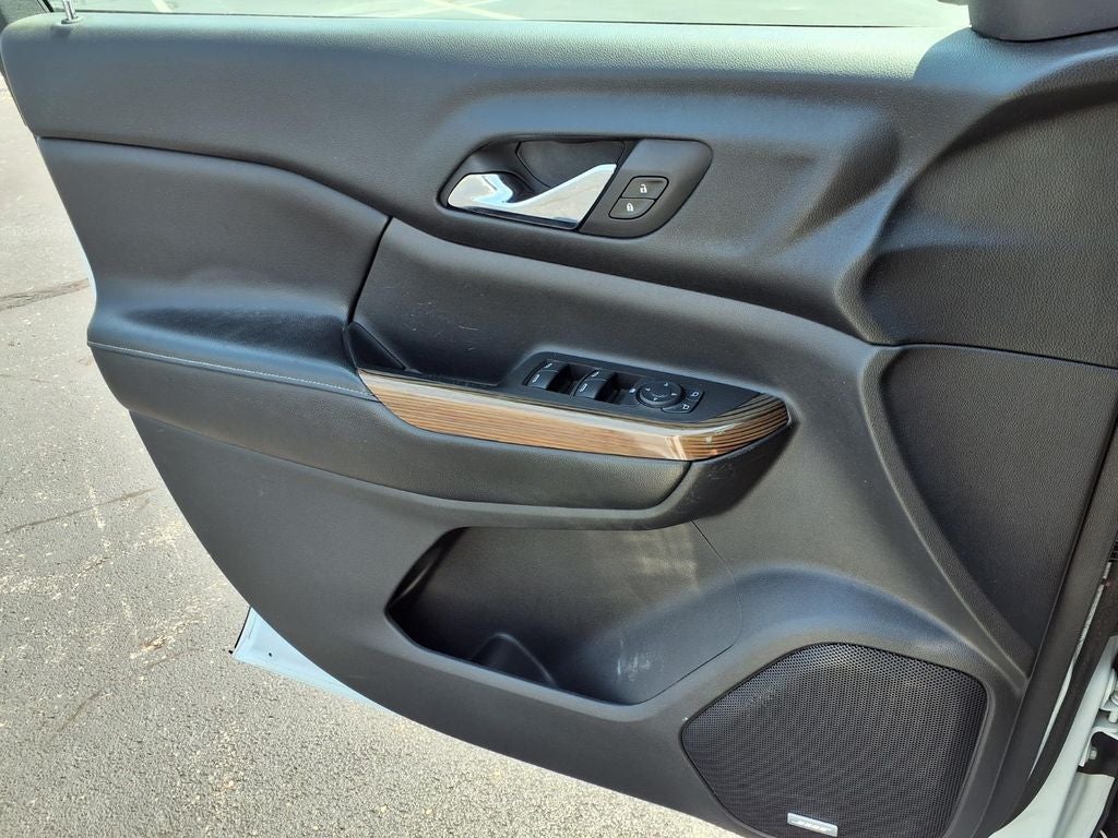 2017 GMC Acadia SLE