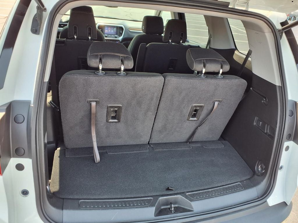 2017 GMC Acadia SLE