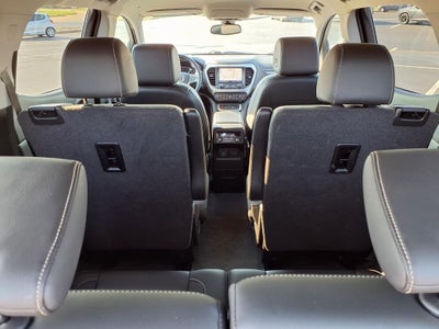 2022 GMC Acadia SLT