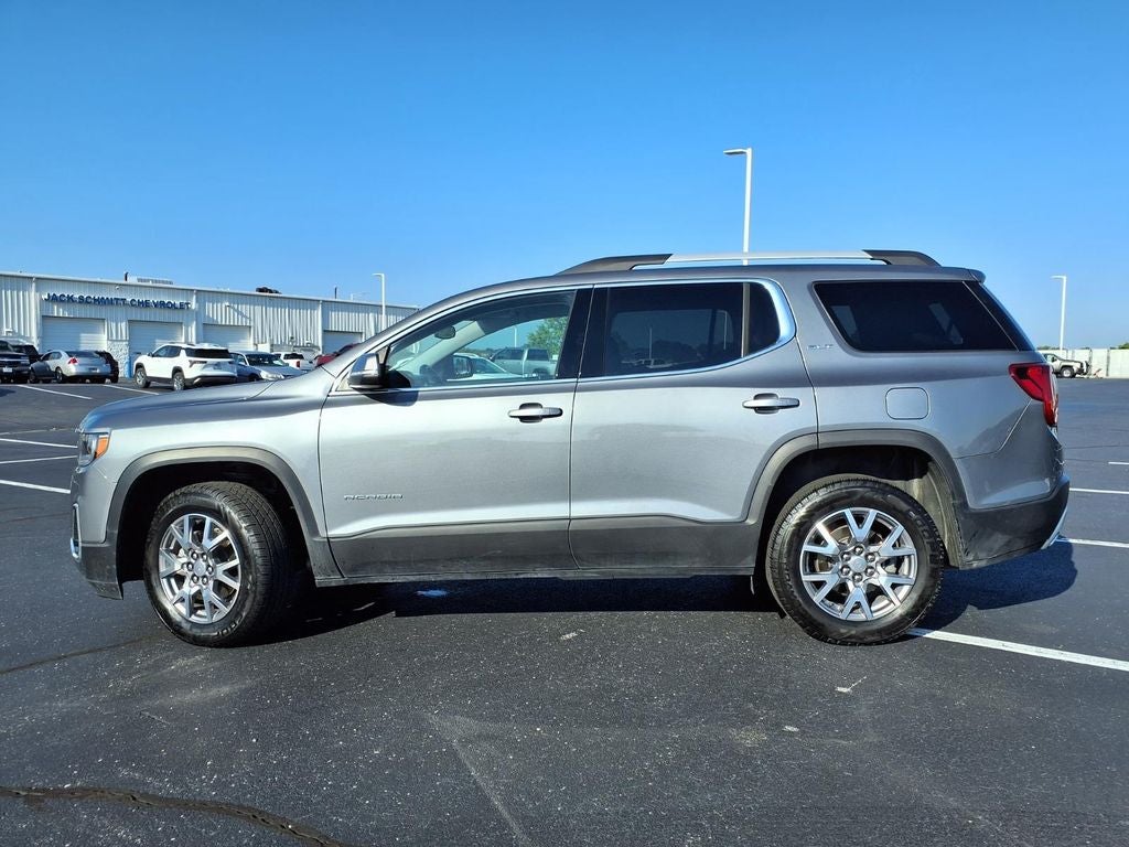 2022 GMC Acadia SLT