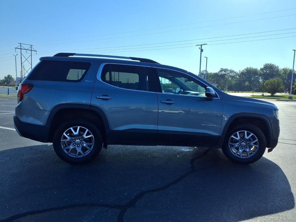 2022 GMC Acadia SLT