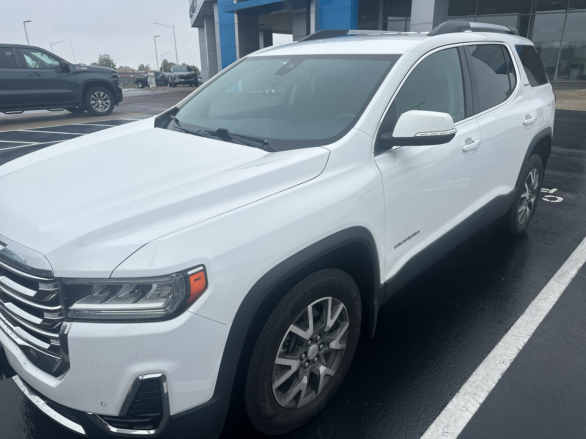 2021 GMC Acadia SLE