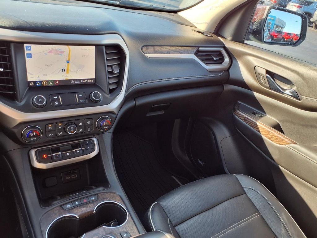 2020 GMC Acadia Denali