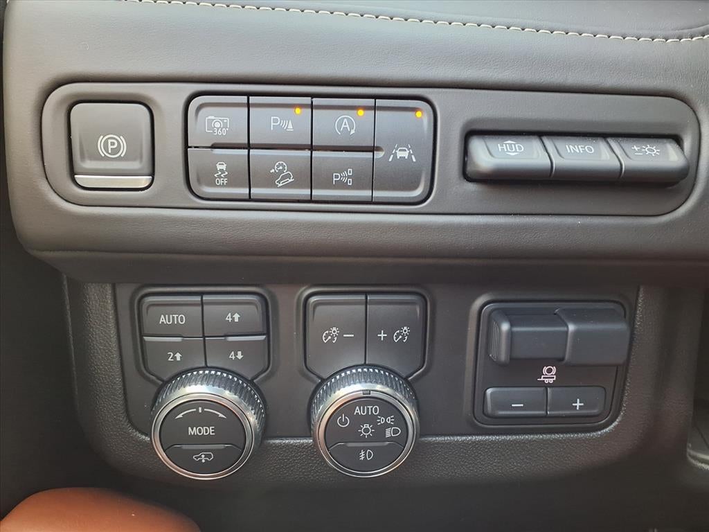 2024 GMC Yukon Denali Ultimate