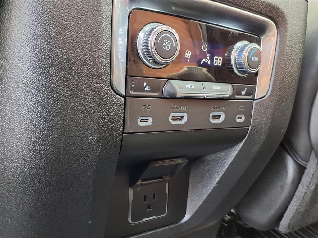 2024 GMC Yukon Denali Ultimate