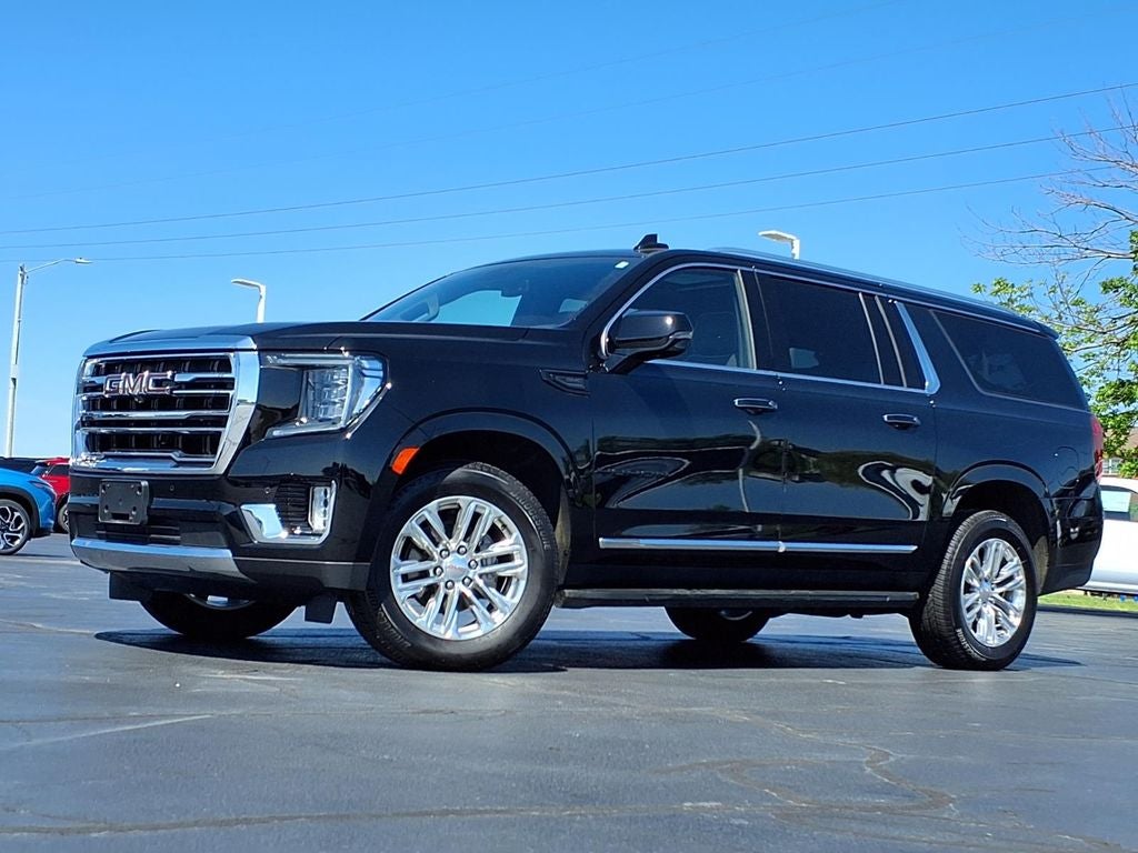2023 GMC Yukon XL SLT
