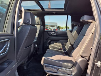 2023 GMC Yukon XL SLT