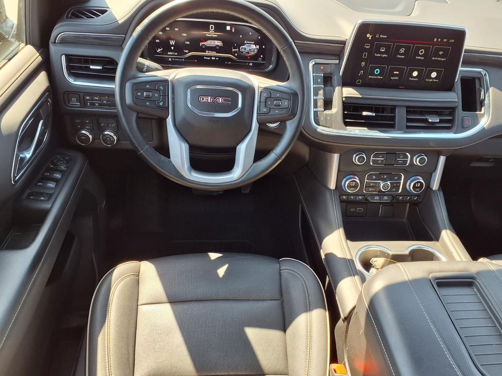 2023 GMC Yukon XL SLT