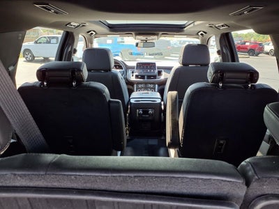 2023 GMC Yukon XL SLT