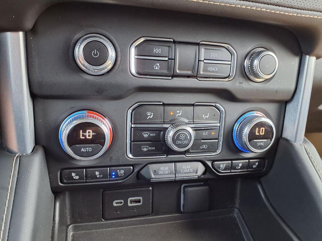 2023 GMC Yukon XL SLT