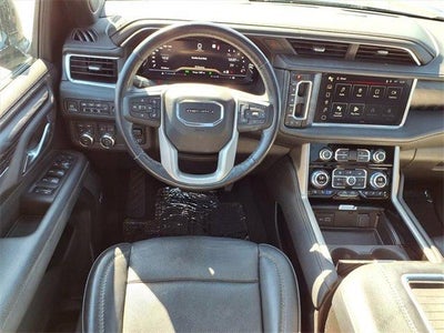 2022 GMC Yukon XL Denali