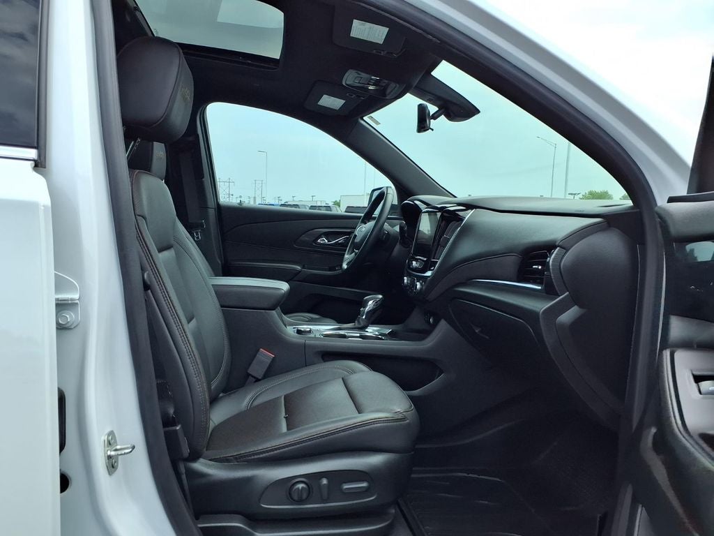 2023 Chevrolet Traverse High Country