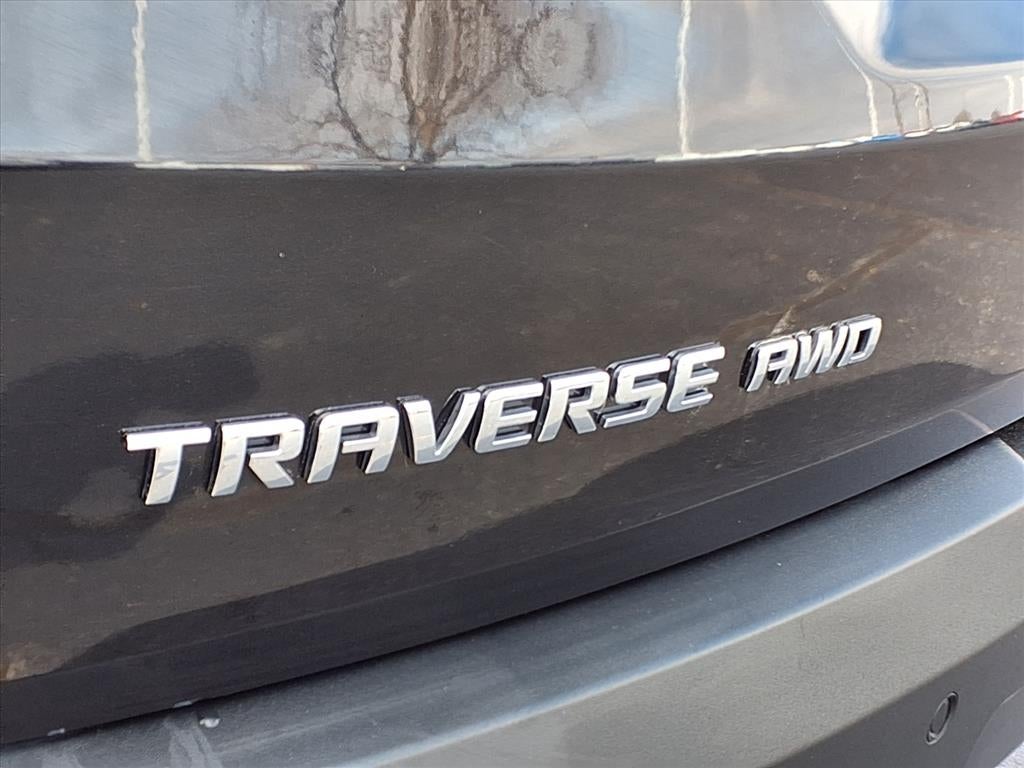 2021 Chevrolet Traverse LT Leather