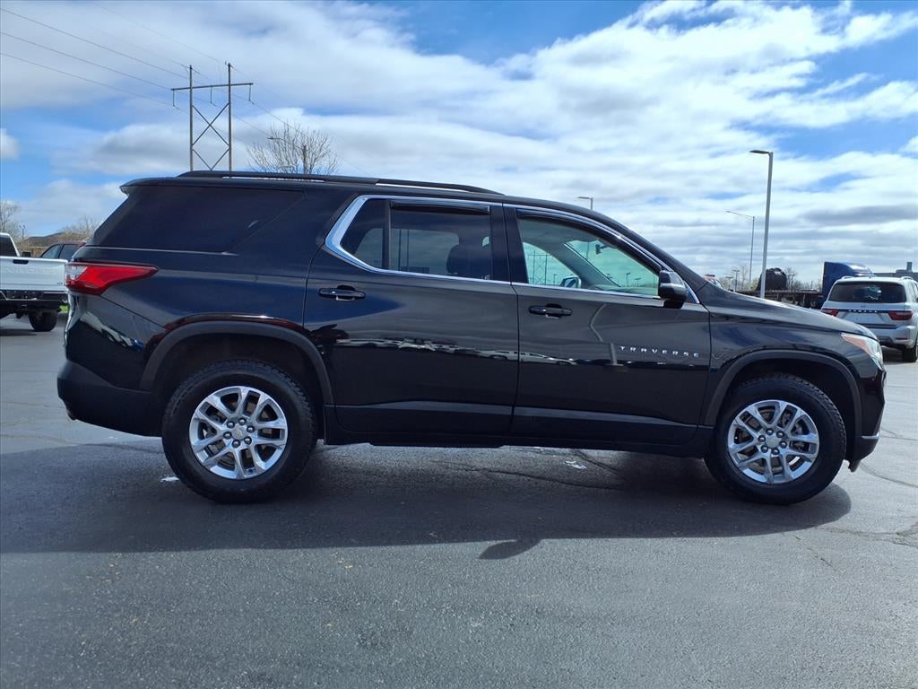 2021 Chevrolet Traverse LT Leather