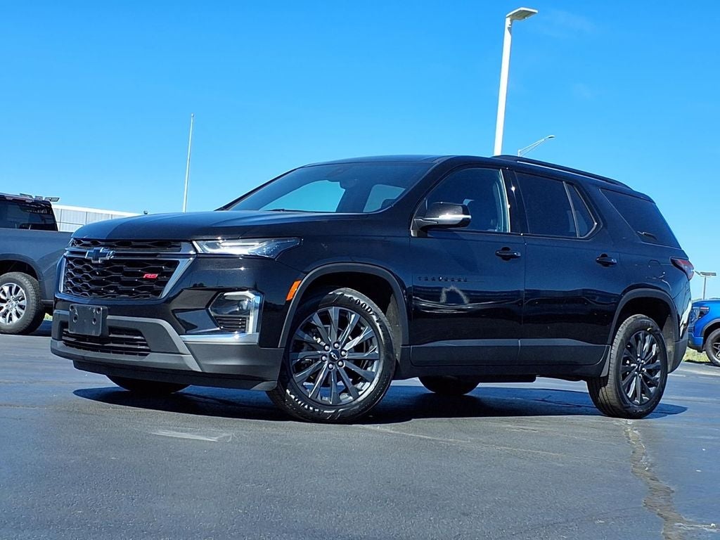2023 Chevrolet Traverse RS