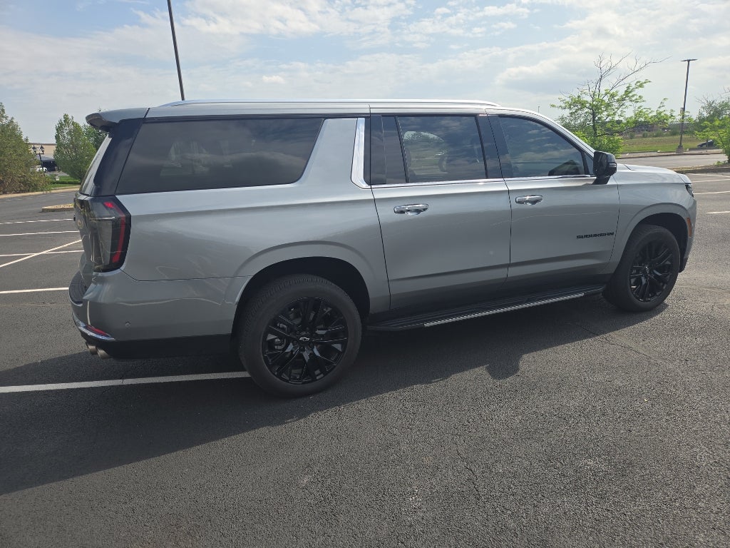 2025 Chevrolet Suburban Premier