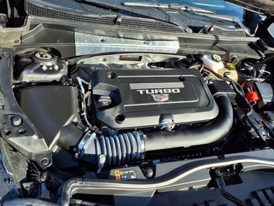 2023 Cadillac XT4 Premium Luxury