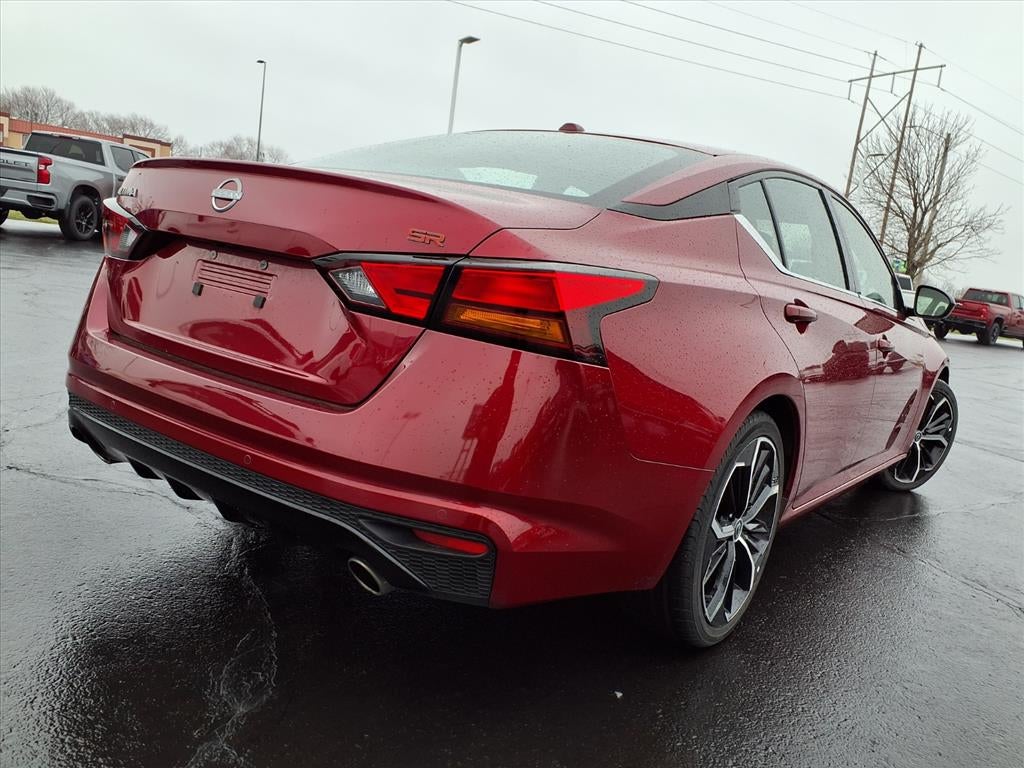 2023 Nissan Altima 2.5 SR