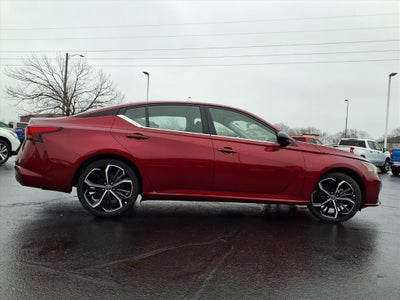 2023 Nissan Altima 2.5 SR