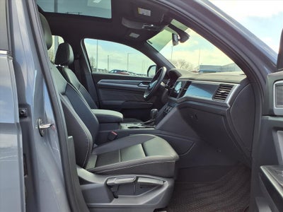 2021 Volkswagen Atlas Cross Sport 3.6L V6 SE w/Technology R-Line