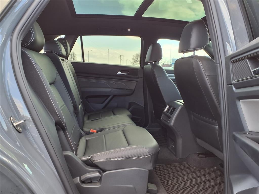 2021 Volkswagen Atlas Cross Sport 3.6L V6 SE w/Technology R-Line