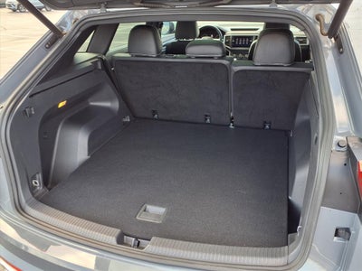 2021 Volkswagen Atlas Cross Sport 3.6L V6 SE w/Technology R-Line