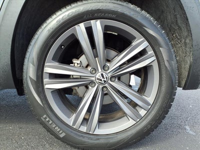 2021 Volkswagen Atlas Cross Sport 3.6L V6 SE w/Technology R-Line