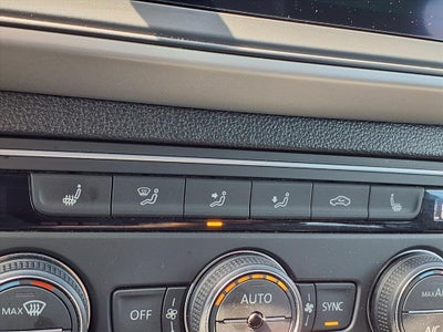 2021 Volkswagen Atlas Cross Sport 3.6L V6 SE w/Technology R-Line