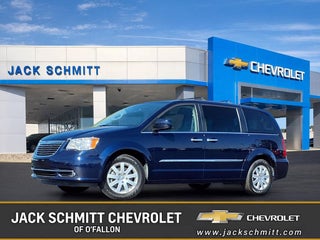 2016 Chrysler Town &amp; Country Touring