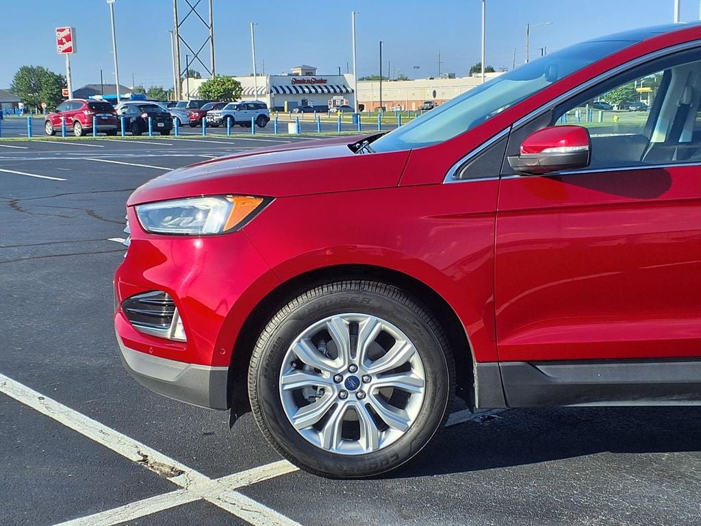 2020 Ford Edge Titanium