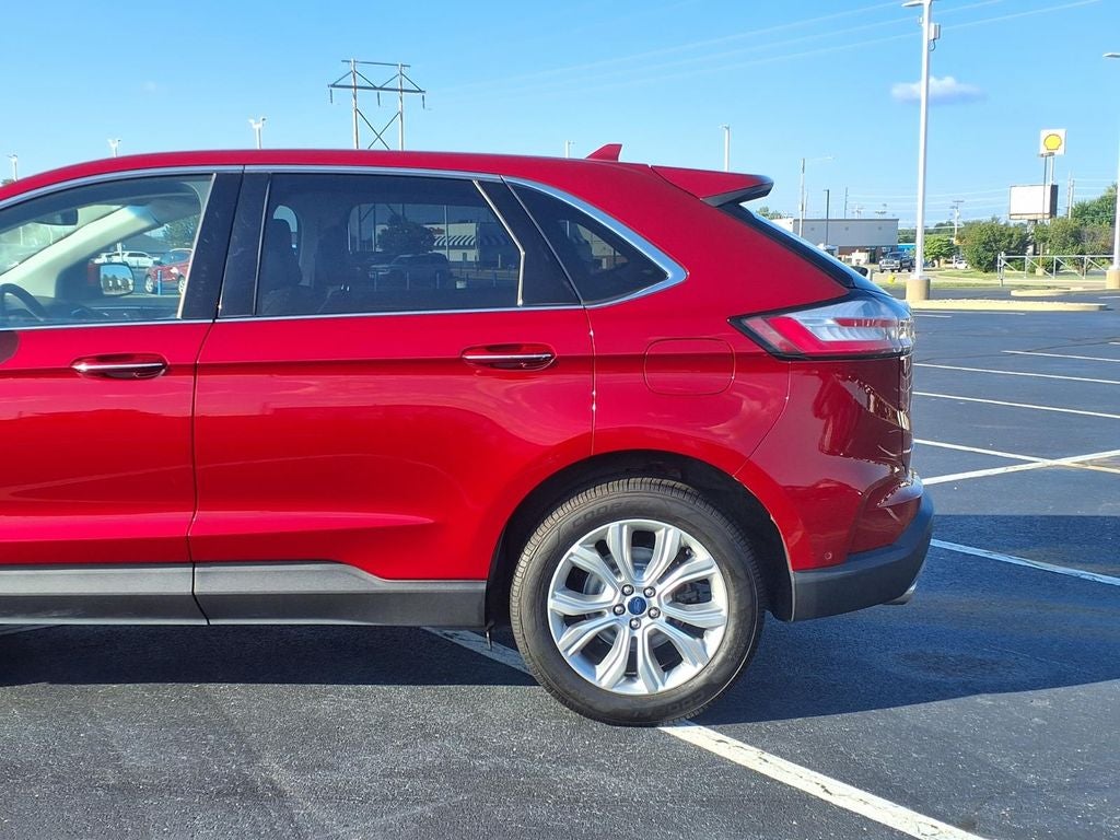 2020 Ford Edge Titanium