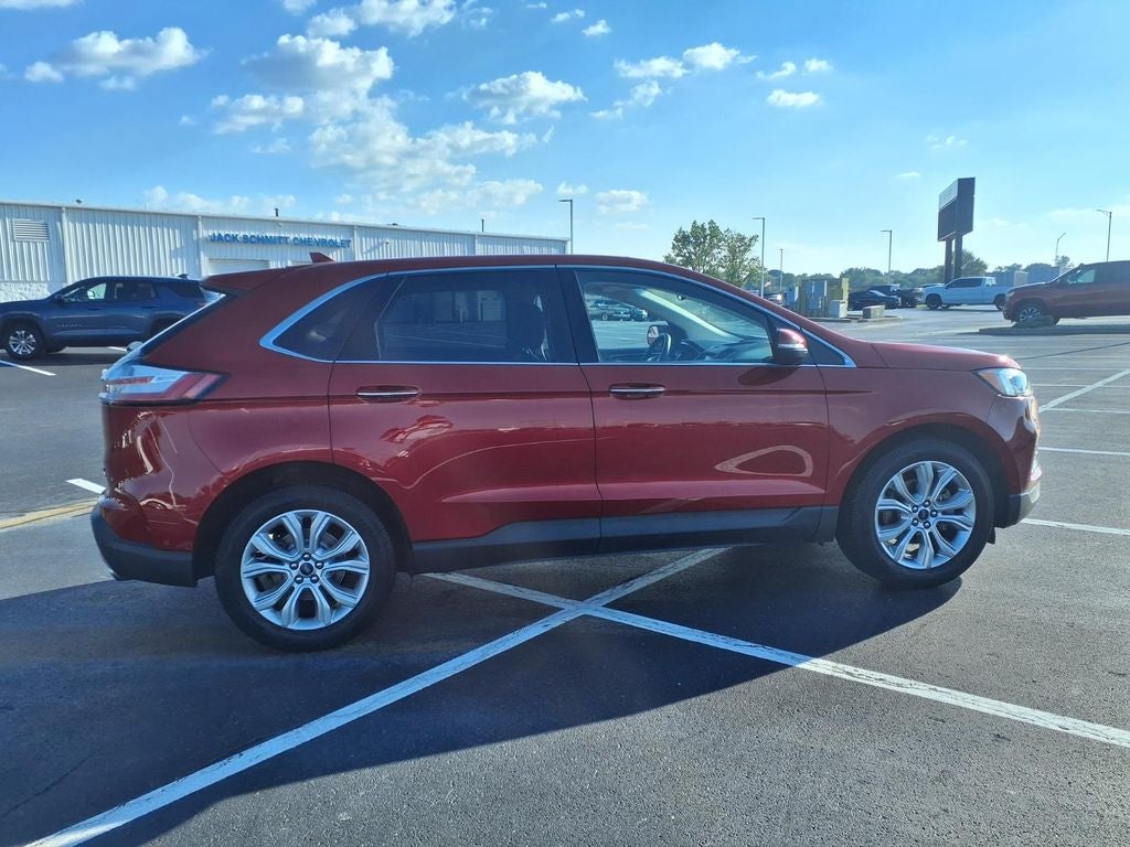 2020 Ford Edge Titanium