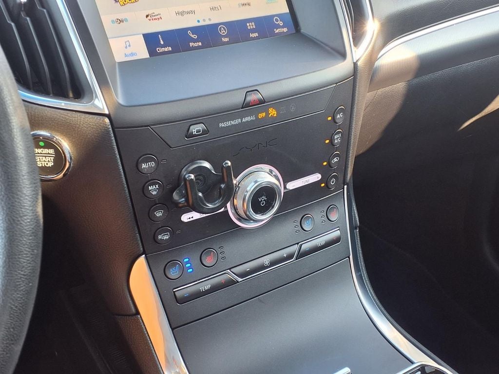 2020 Ford Edge Titanium