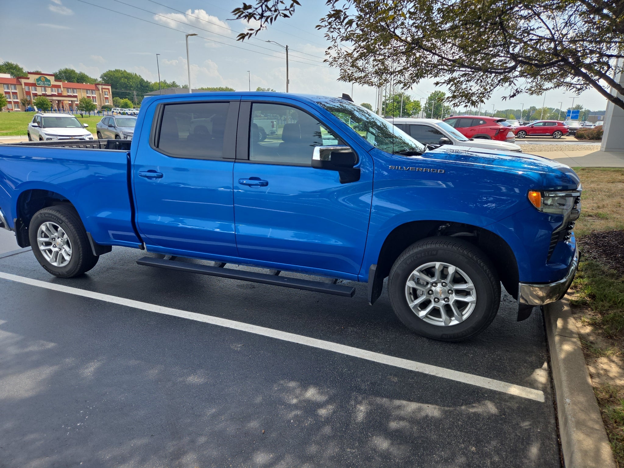 2025 Chevrolet Silverado 1500 LT