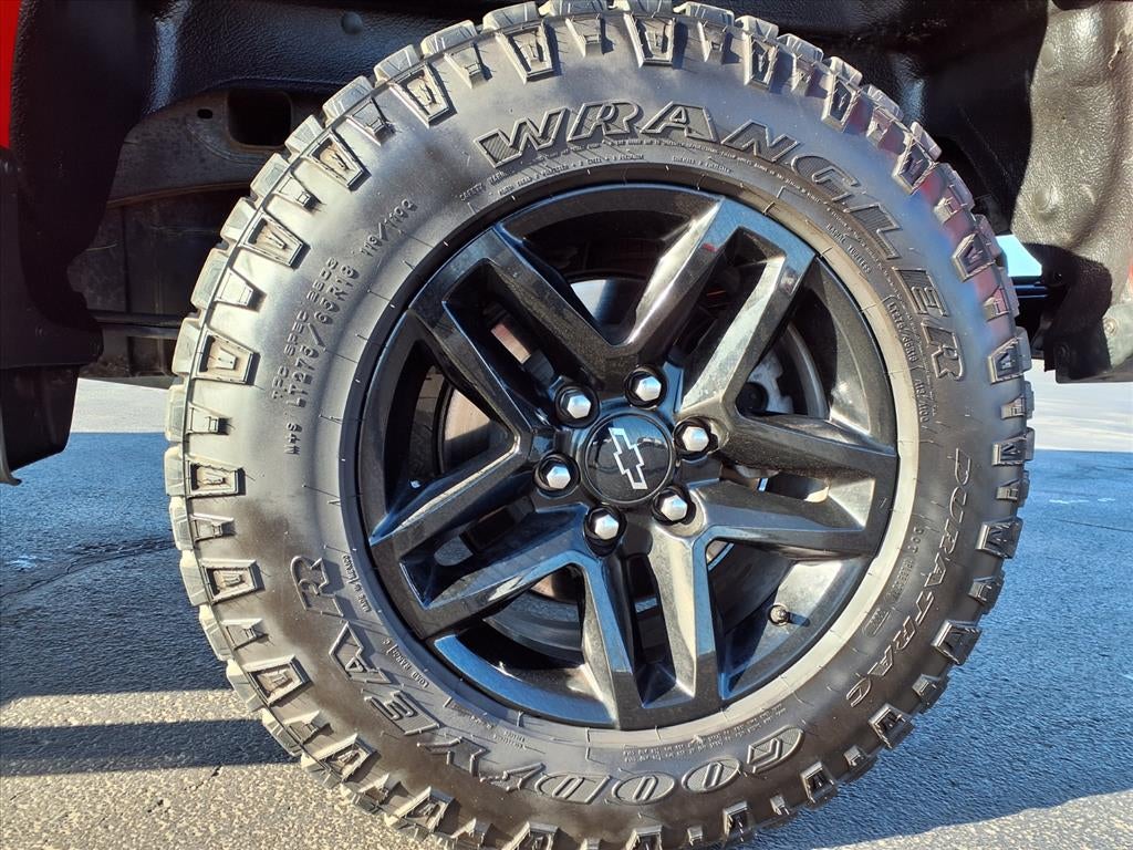 2022 Chevrolet Silverado 1500 Custom Trail Boss