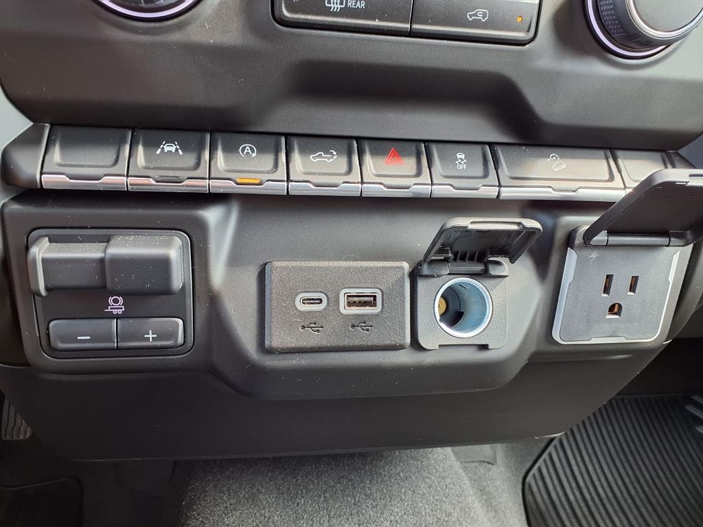 2023 Chevrolet Silverado 1500 Custom Trail Boss