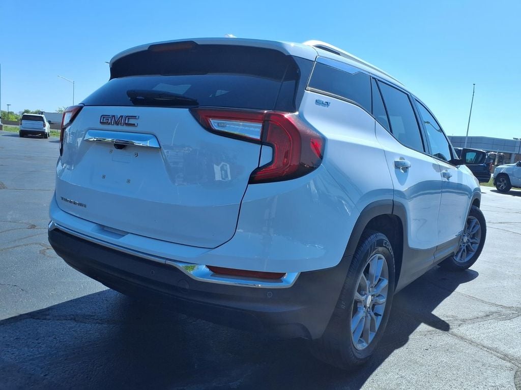 2022 GMC Terrain SLT