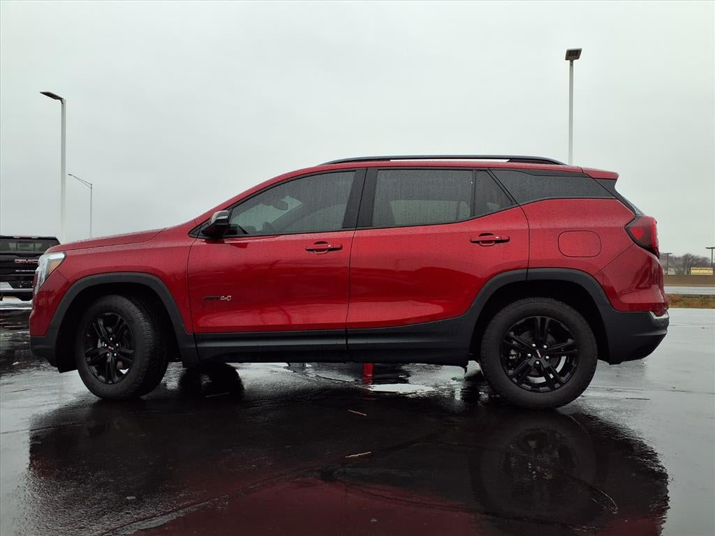 2023 GMC Terrain AT4