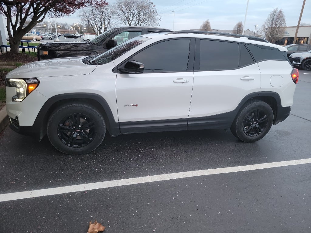 2022 GMC Terrain AT4