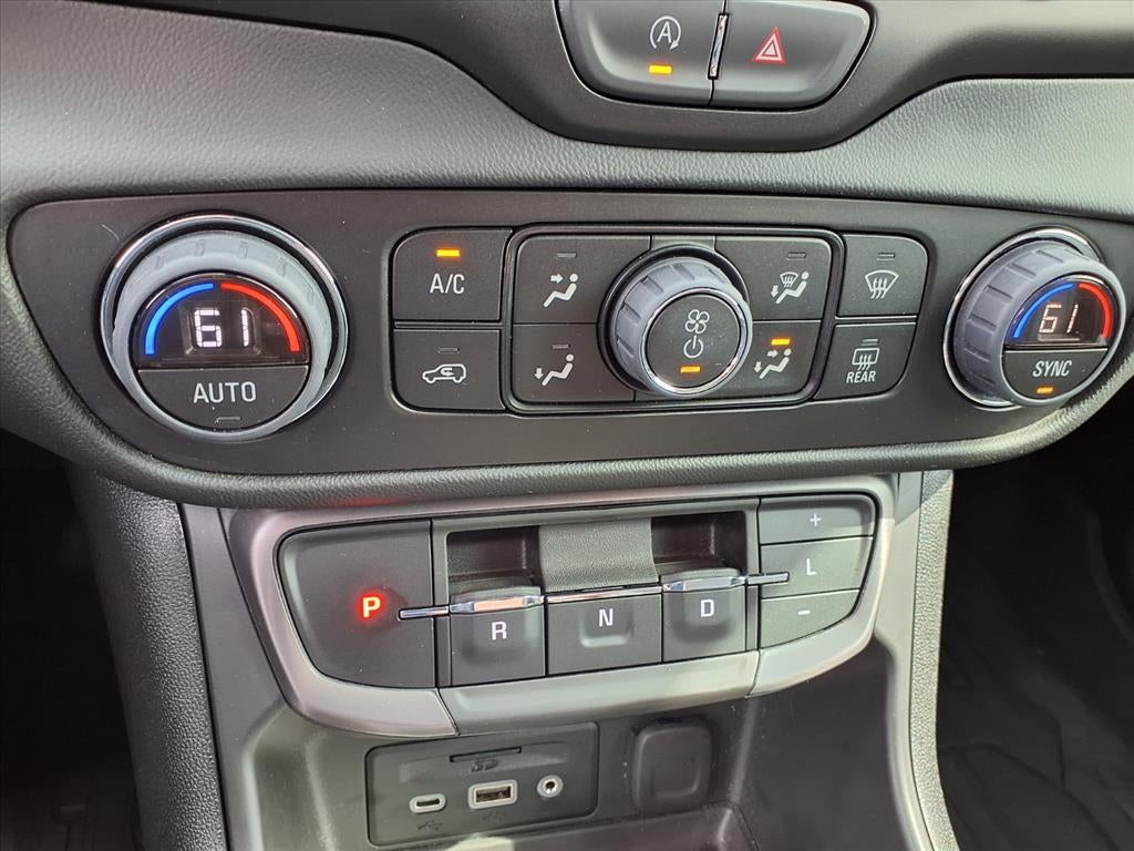 2022 GMC Terrain AT4