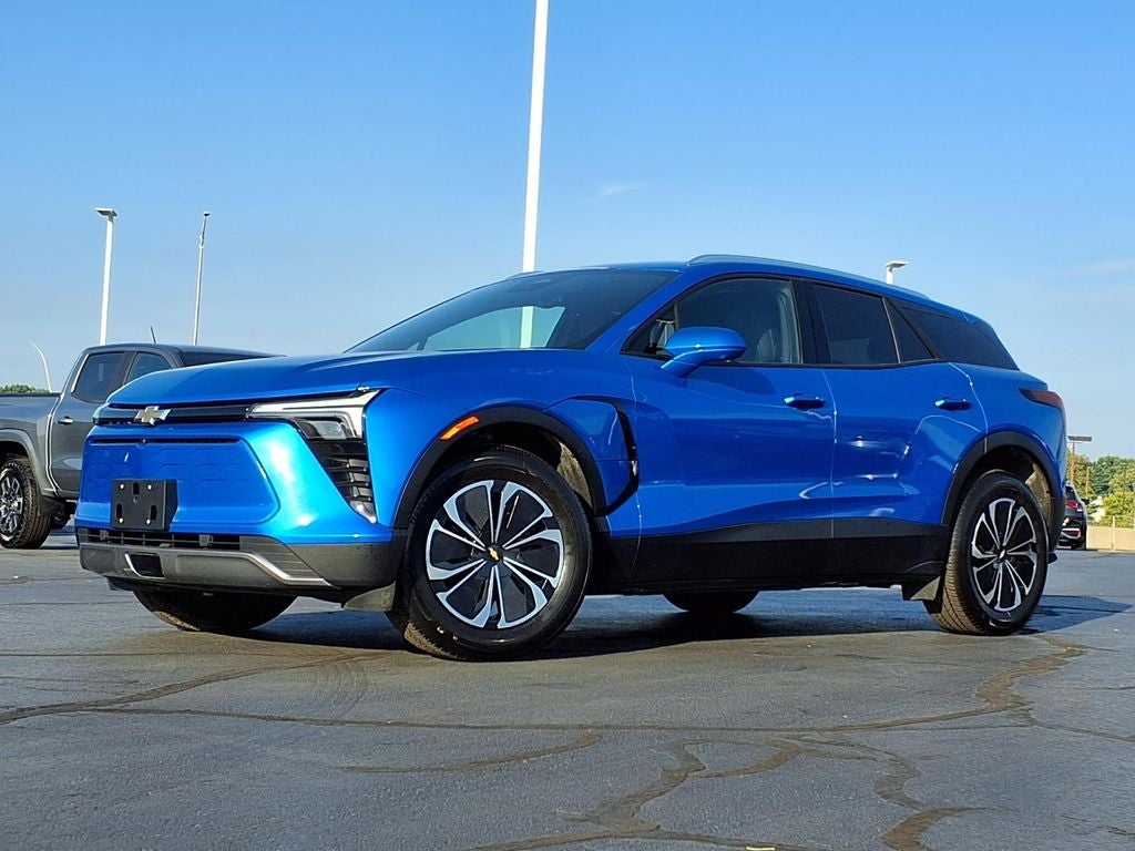 Used 2024 Chevrolet Blazer EV LT with VIN 3GNKDBRJ4RS179631 for sale in O'Fallon, IL